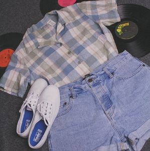 🌿 plaid button up